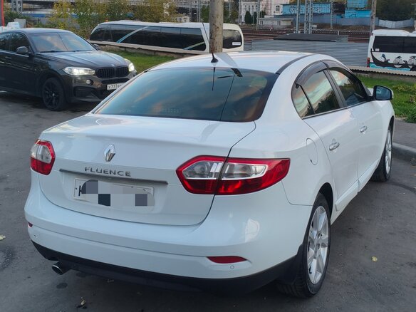 2010 Renault Fluence I, белый, 500000 рублей - вид 6