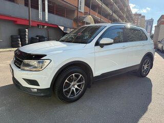 2018 Volkswagen Tiguan II, белый, 2200000 рублей, вид 1