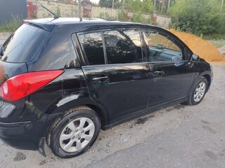 2008 Nissan Tiida I, чёрный, 650000 рублей, вид 3