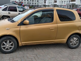 2000 Toyota Vitz I (P10), золотистый, 255000 рублей, вид 4