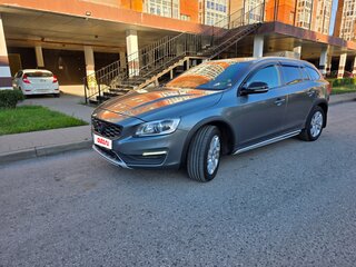 2018 Volvo V60 Cross Country I, серебристый, 2100000 рублей, вид 1