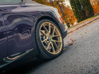 2021 BMW 2 серии M240i xDrive G42, фиолетовый, 5450000 рублей, вид 3