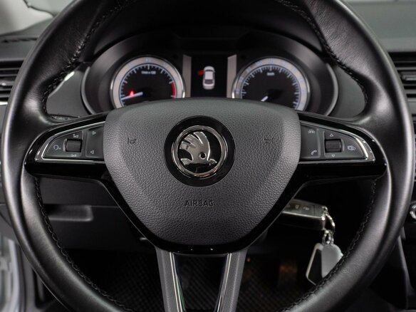 2017 Skoda Octavia III (A7) Рестайлинг, серебристый, 2099000 рублей - вид 14