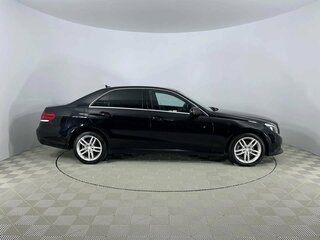 2013 Mercedes-Benz E-Класс 200 IV (W212, S212, C207) Рестайлинг, чёрный, 1629000 рублей, вид 4