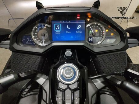 2026 Honda GL 1800 Gold Wing, серый, 3899000 рублей, вид 5