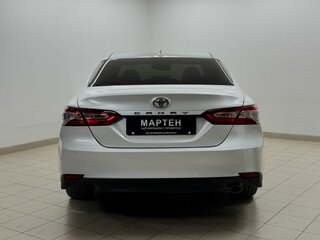 2020 Toyota Camry VIII (XV70), белый, 2800000 рублей, вид 5