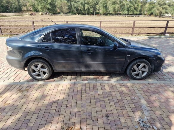 2005 Mazda 6 I (GG), зелёный, 330000 рублей - вид 2