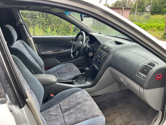 1997 Mitsubishi Galant VIII, белый, 285000 рублей - вид 8
