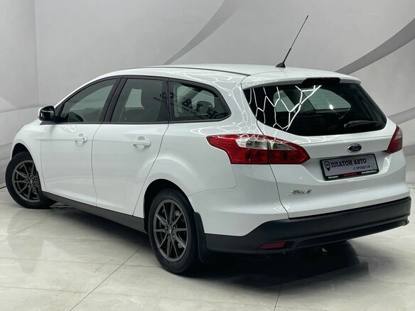 2013 Ford Focus III, белый, 830000 рублей - вид 5