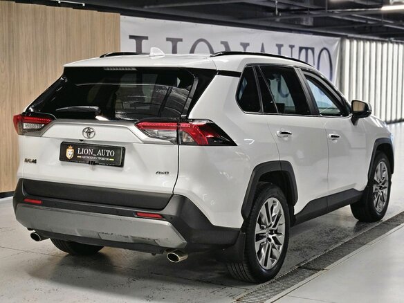 2019 Toyota RAV4 V (XA50), белый - вид 7