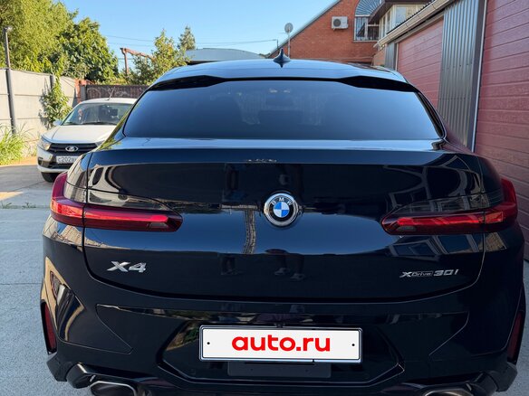 2022 BMW X4 30i II (G02) Рестайлинг, синий, 6850000 рублей - вид 3