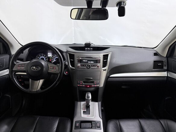 2010 Subaru Outback IV, серый, 1445000 рублей - вид 10