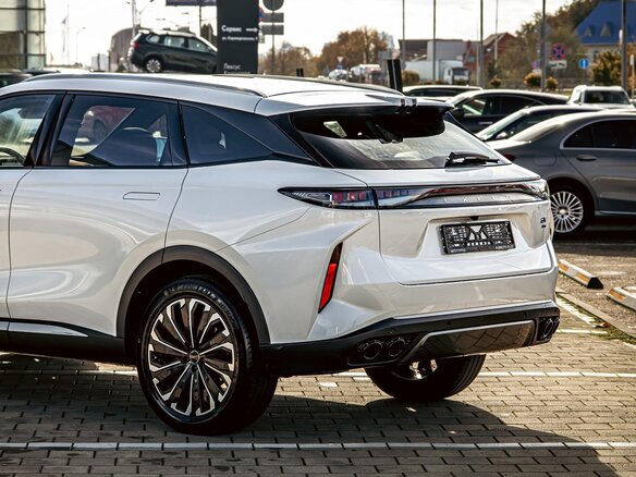 2023 Exeed RX, белый, 2535000 рублей - вид 9