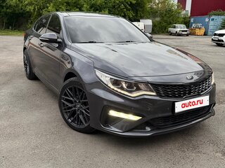 2019 Kia Optima IV Рестайлинг, серый, 2490000 рублей, вид 1
