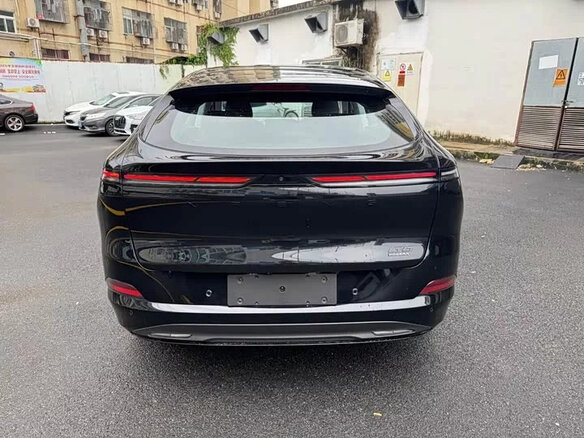 2026 Xpeng G6 I Рестайлинг, чёрный, 4700700 рублей - вид 4