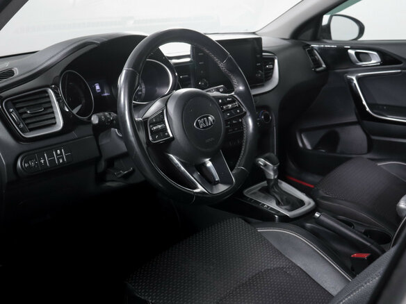 2021 Kia Ceed III, белый, 1669000 рублей - вид 13