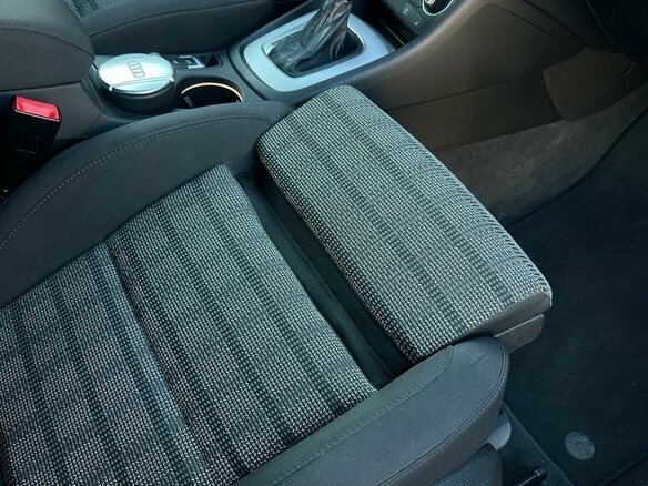 2016 Audi Q3 I (8U) Рестайлинг, белый, 1880000 рублей - вид 25