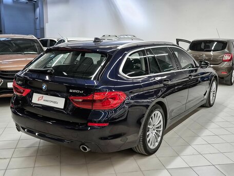 2019 BMW 5 серии 520d xDrive VII (G30/G31/G38), синий, 3599000 рублей, вид 3