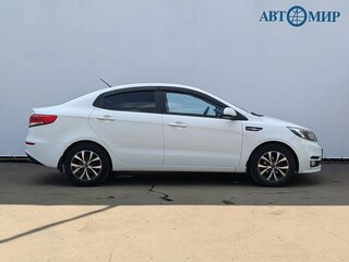 2016 Kia Rio III Рестайлинг, белый, 659000 рублей, вид 4