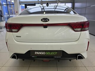 2020 Kia Rio IV Рестайлинг, белый, 1599000 рублей, вид 5