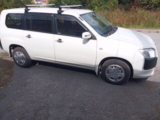 2017 Toyota Probox I Рестайлинг, белый, 970000 рублей, вид 4
