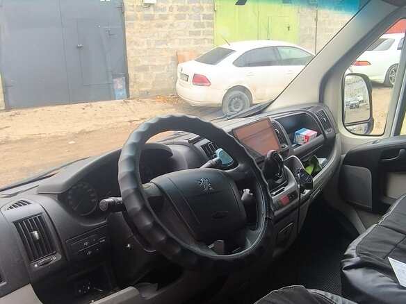 2012 Peugeot Boxer, белый, 1050000 рублей - вид 5