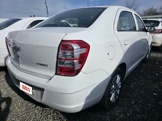 2023 Chevrolet Cobalt II Рестайлинг, белый, 950000 рублей, вид 3