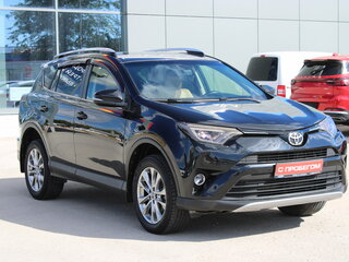 2016 Toyota RAV4 IV (XA40) Рестайлинг, чёрный, 1799000 рублей, вид 3