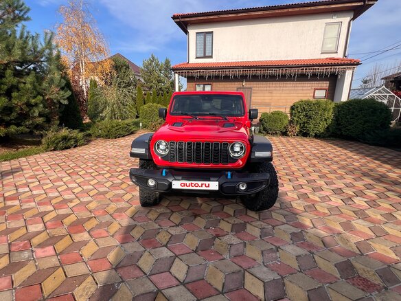 2025 Jeep Wrangler 4xe IV (JL) Рестайлинг, красный, 6950000 рублей - вид 5