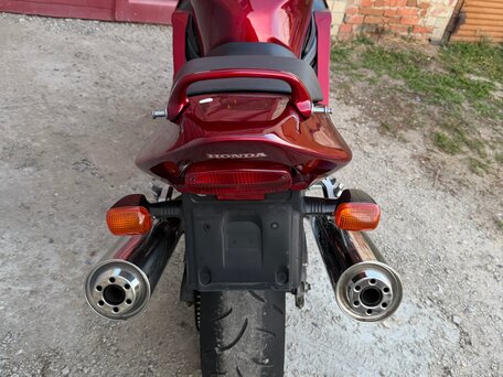 1999 Honda CBR 1100 XX, красный, 535000 рублей, вид 4