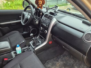 2005 Suzuki Grand Vitara II, бежевый, 650000 рублей, вид 4