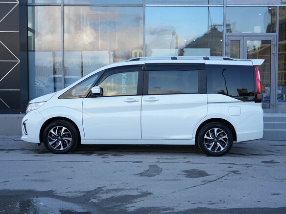2016 Honda Stepwgn Spada V, белый, 1660000 рублей - вид 7