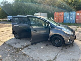 2018 Toyota Vitz III (XP130) Рестайлинг 2, чёрный, 835000 рублей, вид 4