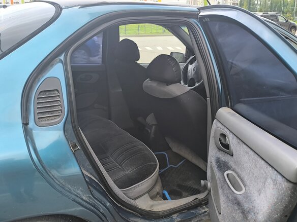 1993 Ford Mondeo I, зелёный - вид 19