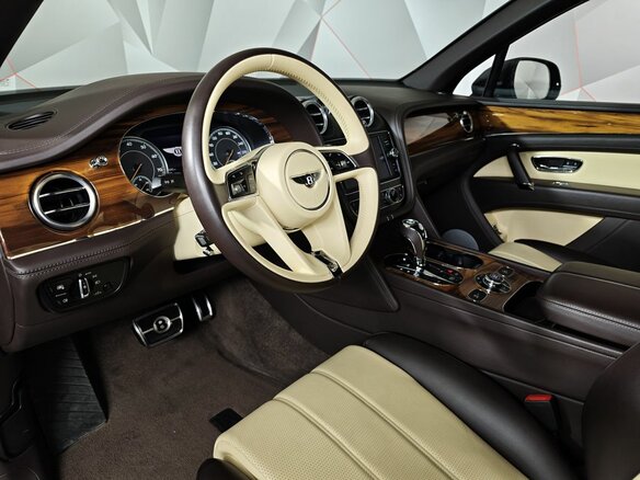 2018 Bentley Bentayga I, серый, 8119000 рублей - вид 18