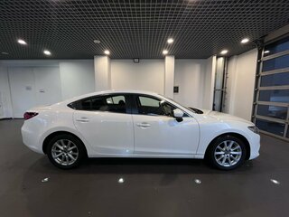 2016 Mazda 6 III (GJ) Рестайлинг, белый, 1950000 рублей, вид 2