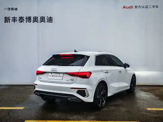 2023 Audi A3 Sportback 35 TFSI IV (8Y), белый, 1644400 рублей, вид 3