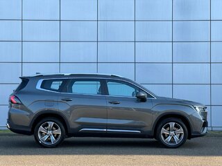 2025 Geely Okavango I Рестайлинг, серый, 3908990 рублей, вид 4