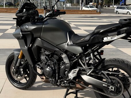 2021 Yamaha Tracer 9, серый, 1199000 рублей, вид 4