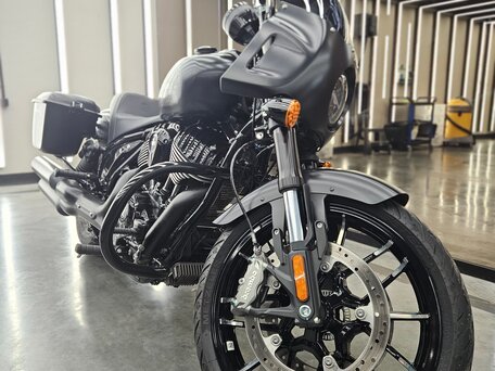2025 Indian Chief, чёрный, 2950000 рублей, вид 1