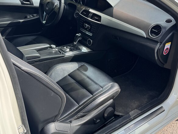 2011 Mercedes-Benz C-Класс 250 III (W204) Рестайлинг, белый, 1050000 рублей - вид 5