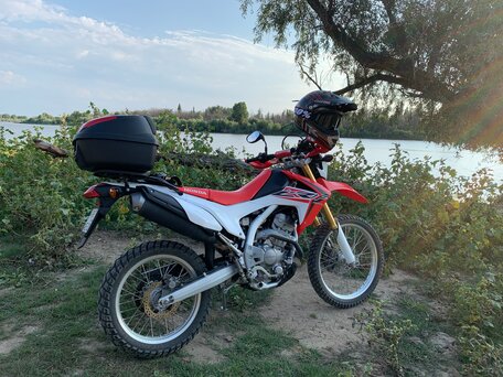 2015 Honda CRF 250L, красный, 485000 рублей, вид 2