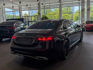 2026 Mercedes-Benz S-Класс 580 4MATIC VII (W223) Рестайлинг, чёрный, 33500000 рублей, вид 4