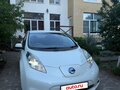 2012 Nissan Leaf (EM61) I (ZE0/AZE0), белый, 950000 рублей