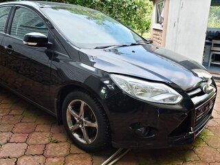 2015 Ford Focus III, чёрный, 900000 рублей, вид 3