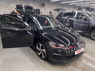 2019 Volkswagen Golf GTI VII Рестайлинг, чёрный, 2750000 рублей, вид 2