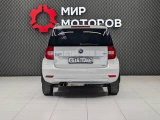 2014 Skoda Yeti I Рестайлинг, белый, 1290000 рублей, вид 5