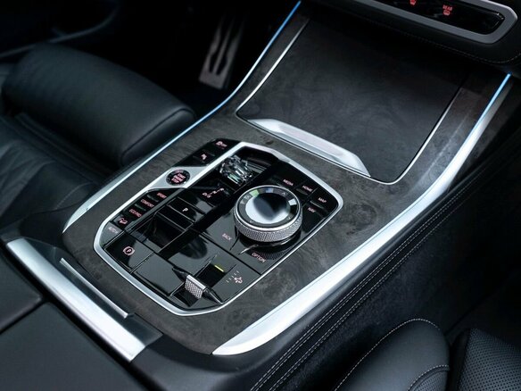 2022 BMW X7 40d I (G07) Рестайлинг, серый, 13100000 рублей - вид 27