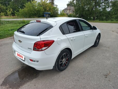 2013 Chevrolet Cruze I Рестайлинг, белый, 691000 рублей, вид 5