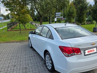2013 Chevrolet Cruze I Рестайлинг, белый, 700000 рублей, вид 5